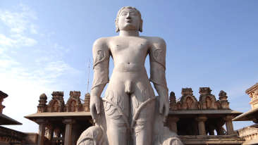 Shravanabelagola Bahubali.jpg